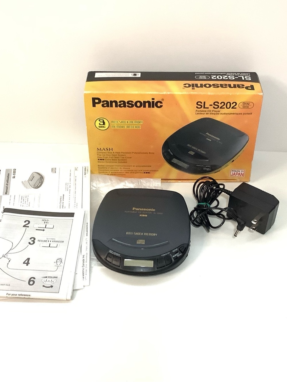 Vintage Panasonic Portable CD Player SL-S202 Made in Japan , Works Well
